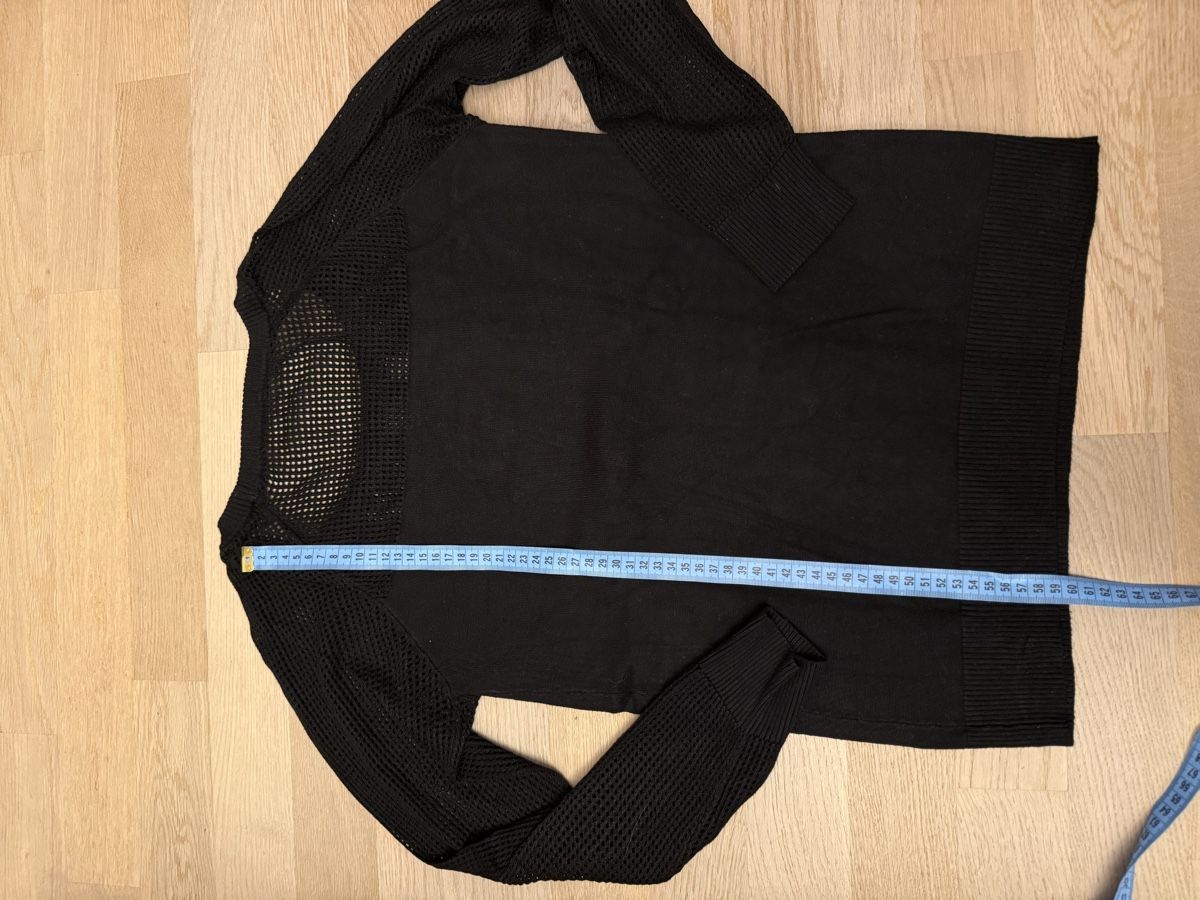 Guess Maglioni & Felpe: Damen Pullover Guess schwarz mit Netzoptik – Usato da Rubigen venduto da Elmacino 1