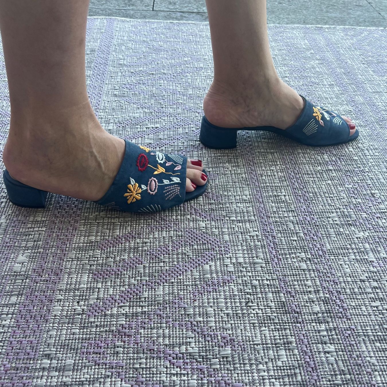 Scarpe da donna: Denim Flip Flop, Gr. 45 – Usato da Altendorf venduto da Ro