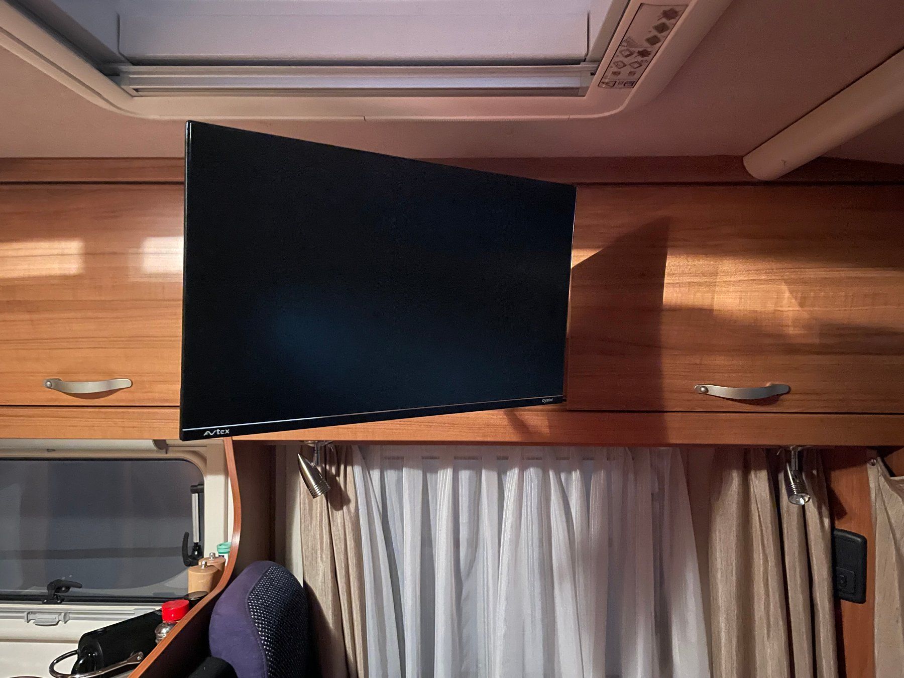 Mobilhome: Wohnmobil – Usato da Arlesheim venduto da d_k_29g6 6