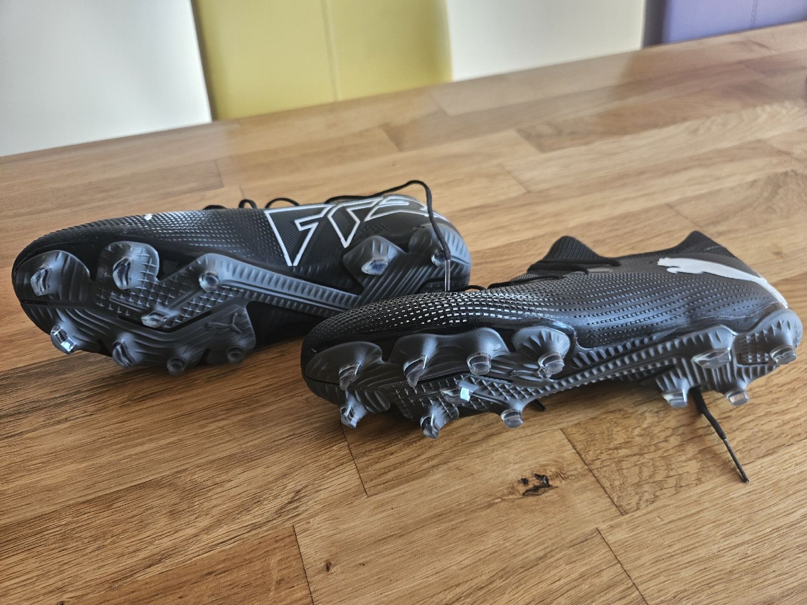 Puma Herrenschuhe: Fussballschuhe PUMA Gr.44 – Neu und originalverpackt aus Mühlethurnen von Kurt74 1