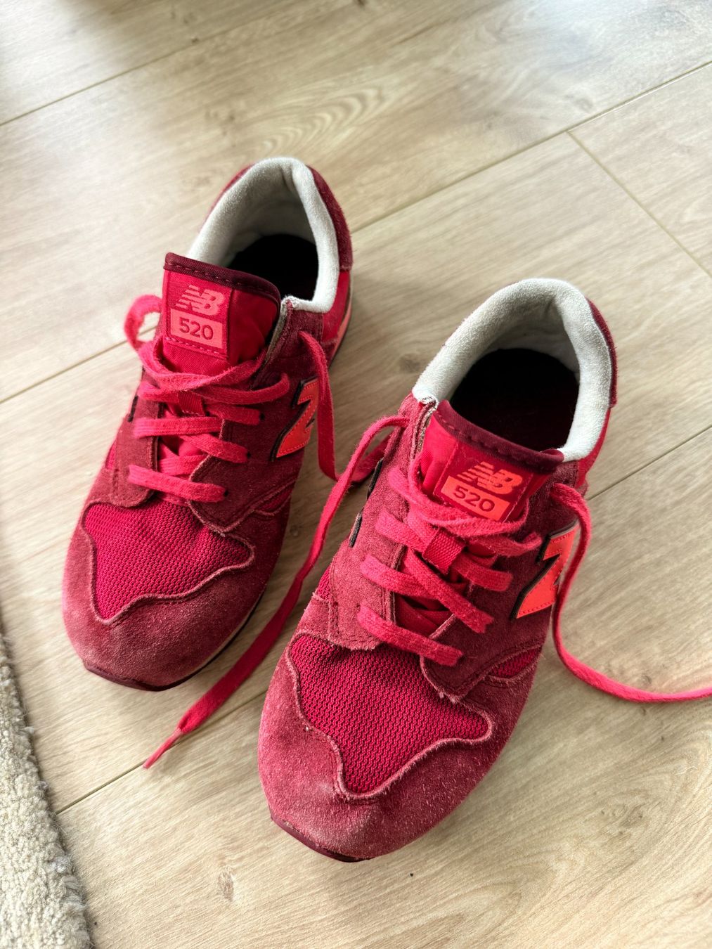 New Balance Scarpe per ragazze: Sneaker New Balance Gr. 34.5 – Usato da Chambésy venduto da mariuselus
