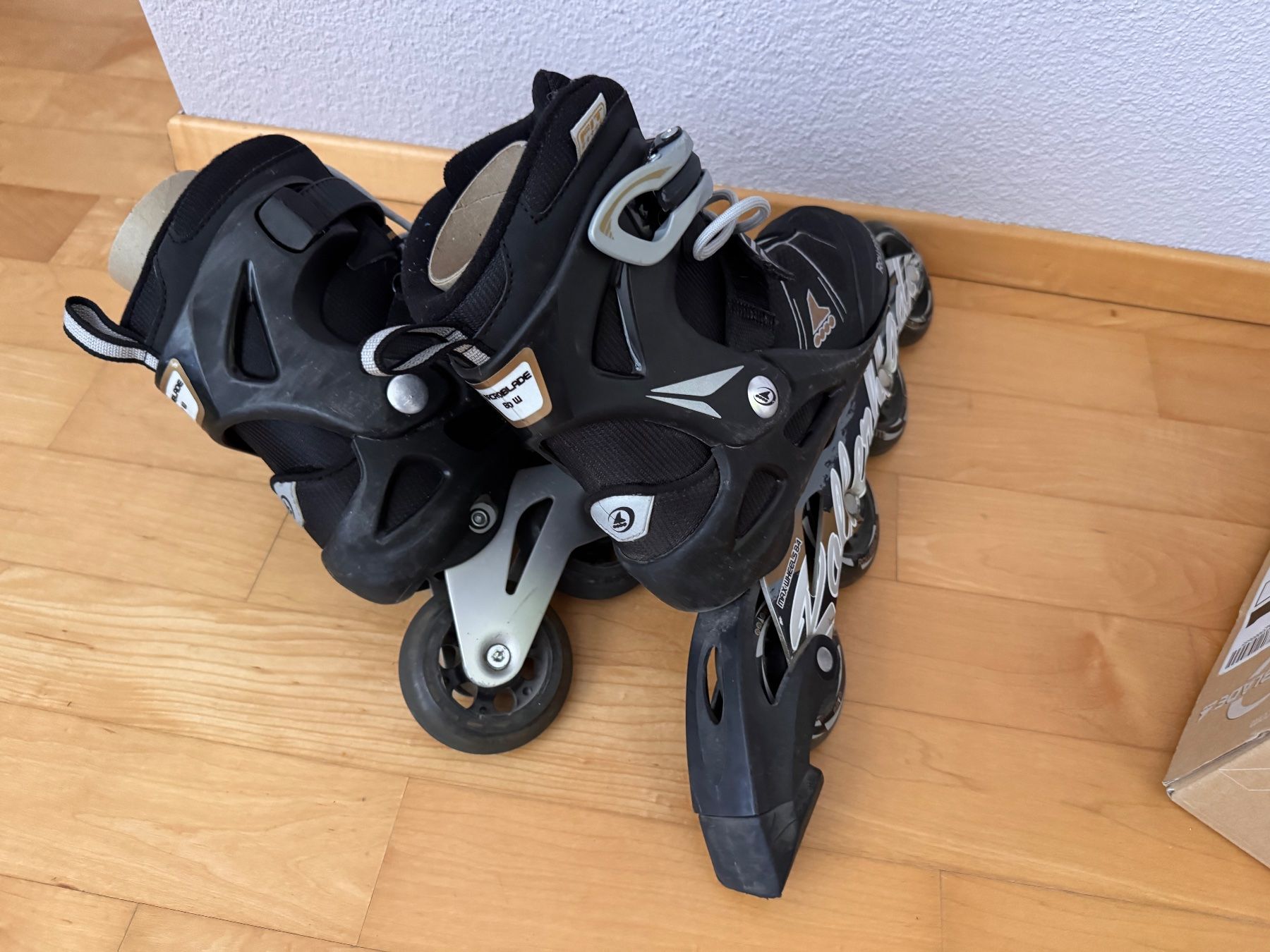 Pattini in linea & Pattini a rotelle: Rollerblade Macroblade 80 W, Gr. 37 – Usato da Uster venduto da Niamgro 2