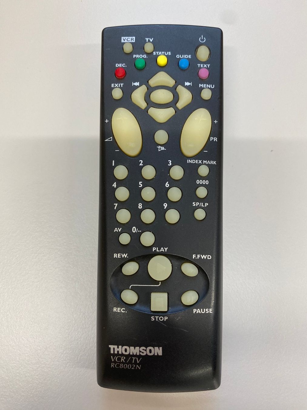 Telecomandi: Télécommande Thomson VCR/TV RC8002N – Usato da Boncourt venduto da pie_fvs9