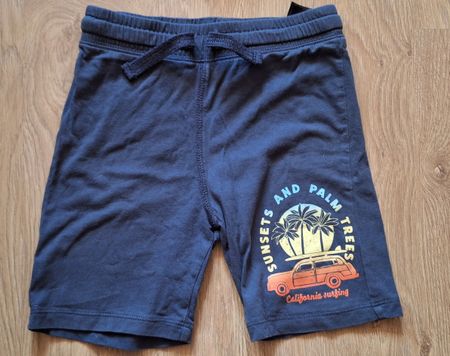 Kurze Hose Grösse 116 Marineblau mit Aufdruck