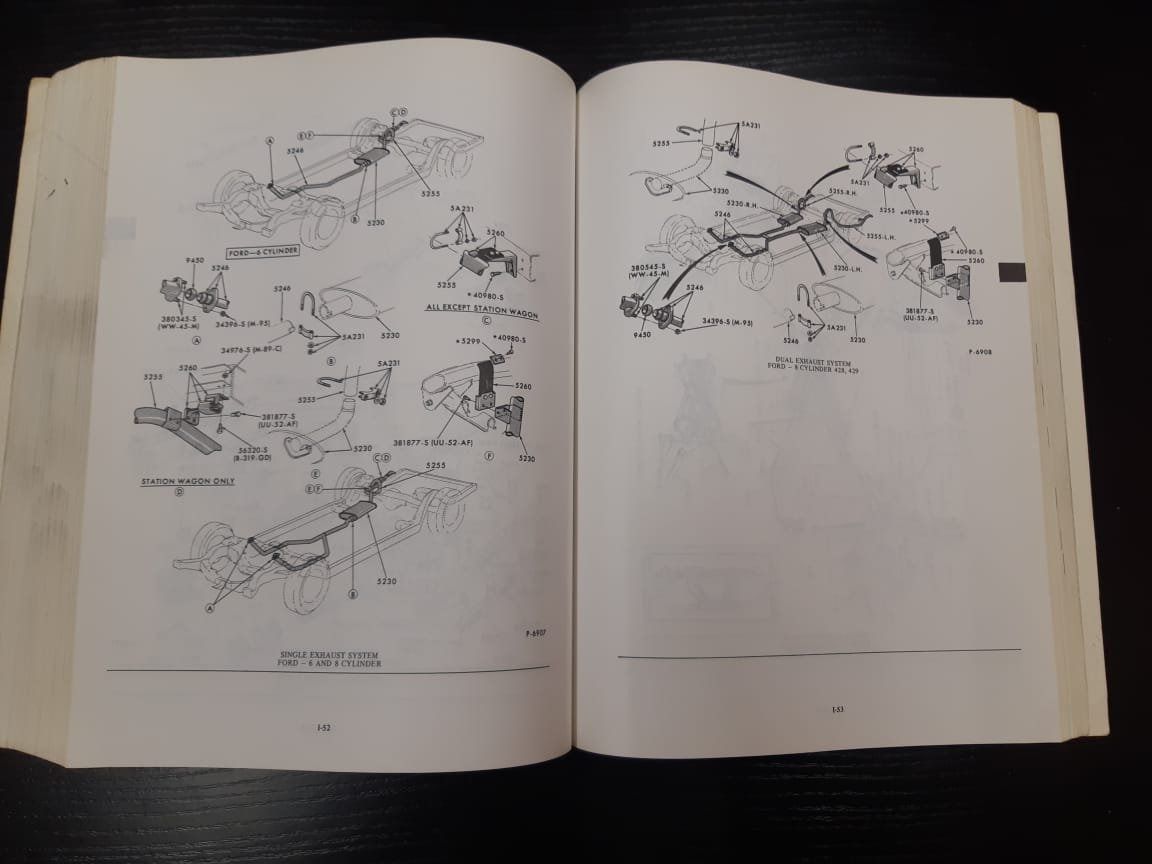 Bücher: 1972 Ford Car Parts Catalog – Gebraucht aus Dulliken von Airliner2 5