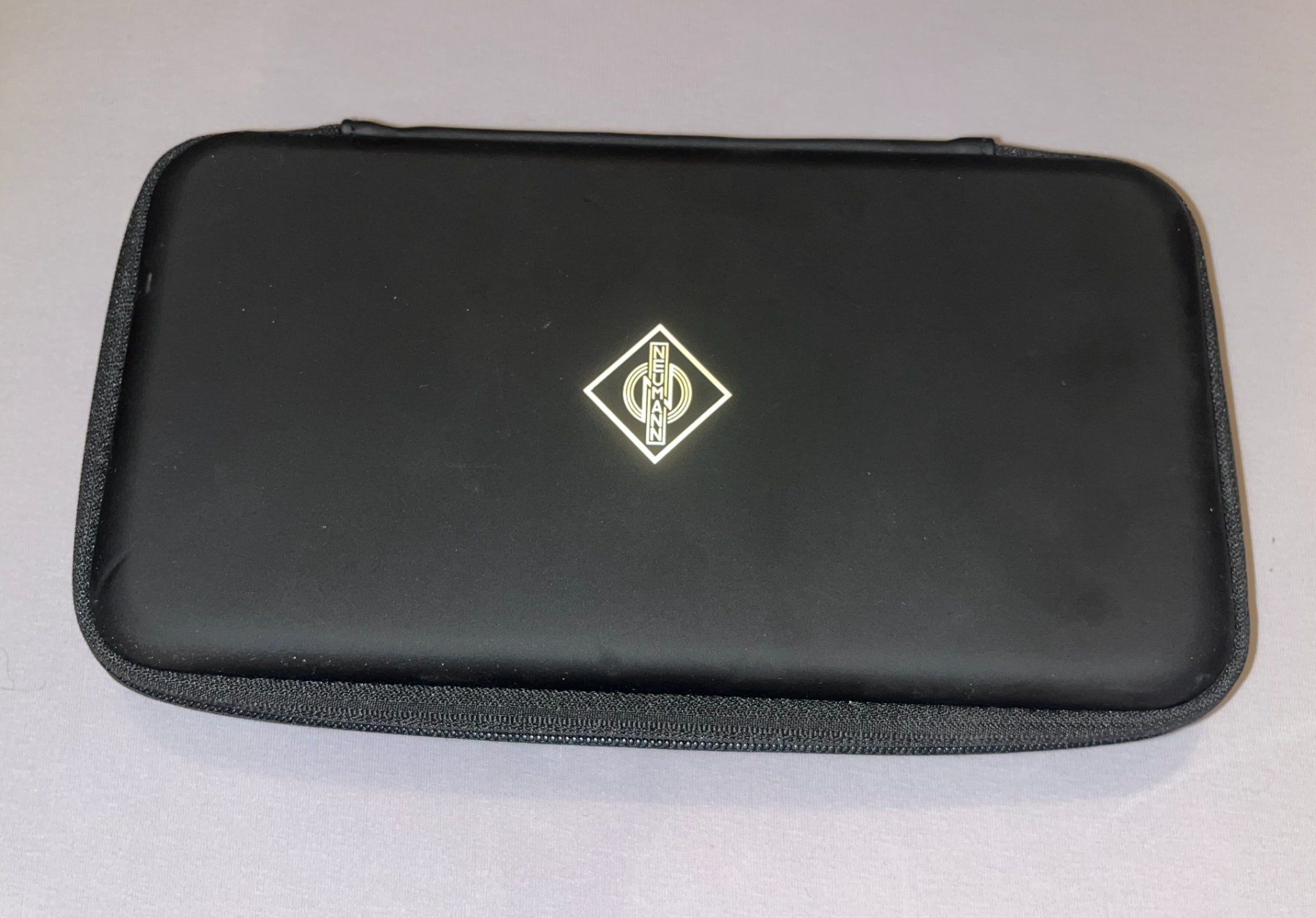 Neumann Microfoni: Neumann MCM 114 Set Guitar – Nuovo (secondo la descrizione) da Zürich venduto da ale_khp8 1