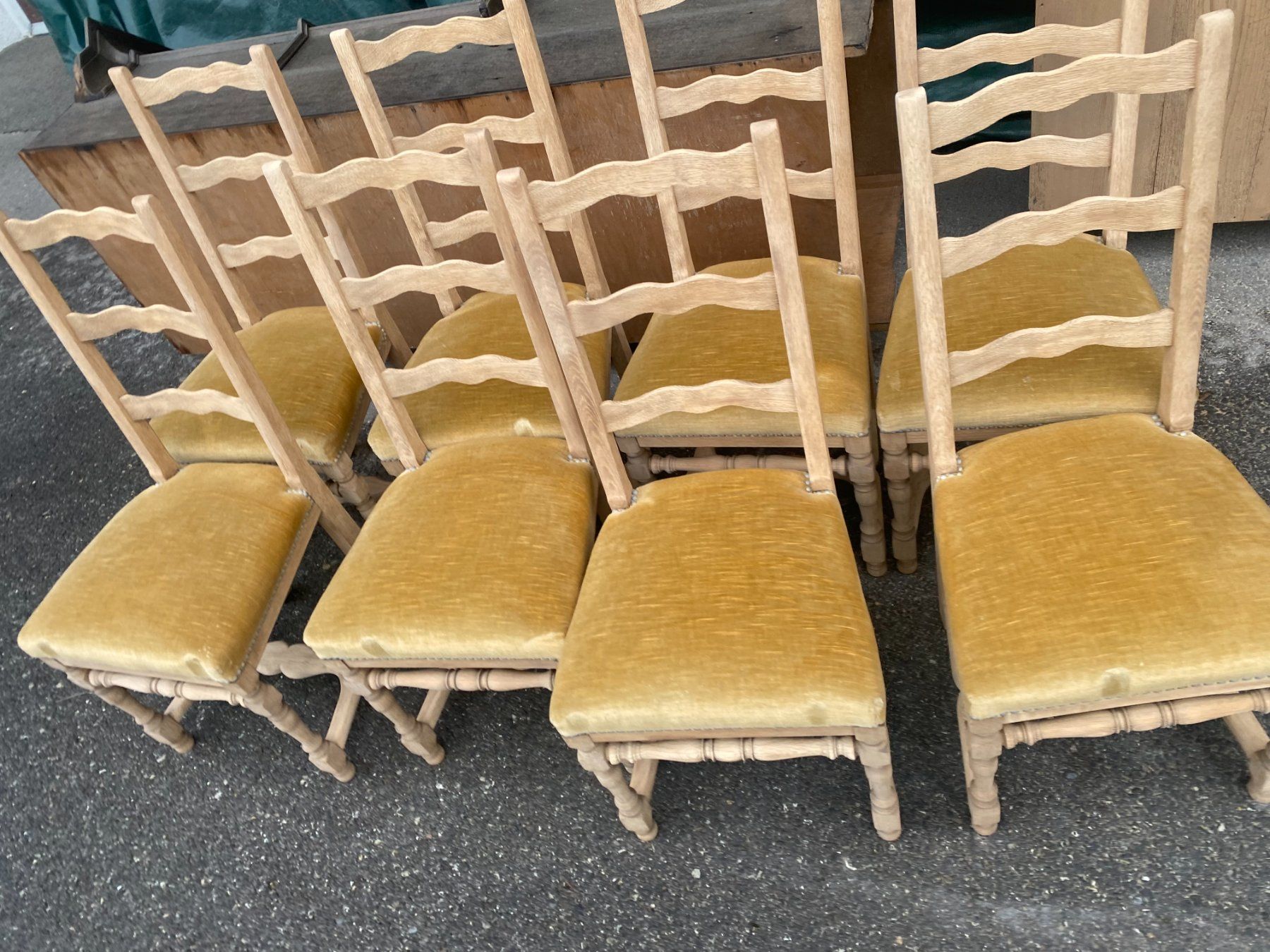 Sedie: ART 558-G Lot de 8 chaises chêne sablé – Usato da Pont-La-Ville venduto da BCMGLEAL 1