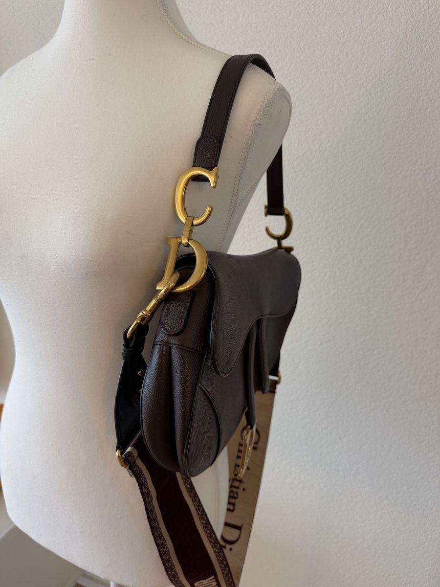 Dior Borse da donna: Christian Dior Saddle Bag Bordeaux Grained Leather – Nuovo (secondo la descrizione) da Effretikon venduto da MaisonNade 1