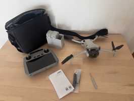 DJI Mini 4 Pro Fly More Combo