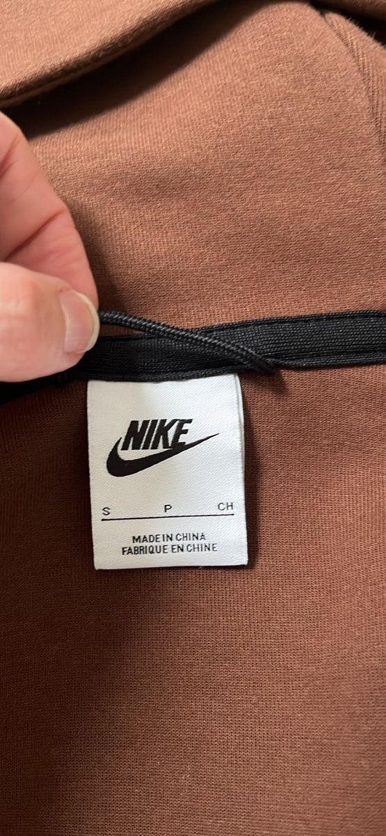 Nike Jacken: Veste NIKE chocolat taille S – Neu (gemäss Beschreibung) aus Boudry von Fiona1973 6