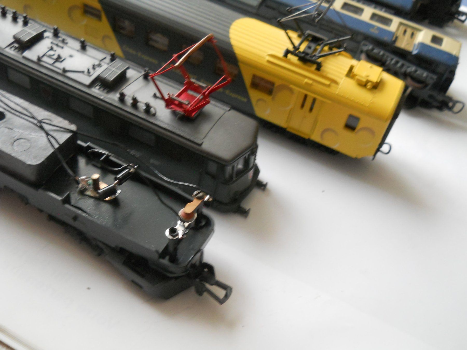 Lima Modelleisenbahnen: Lima Zug BLS mit Käsewagen von Lima – Gebraucht aus Schwanden GL von roerich20 4