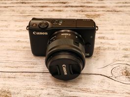 Canon EOS M10 mit EF-M 15–45 mm Kit-Objektiv