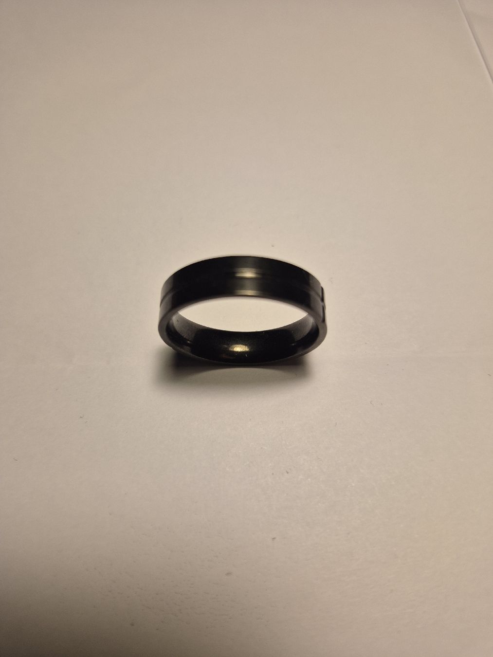 Anelli: Fingerring schwarz, glänzend, ungebraucht – Nuovo (secondo la descrizione) da Buchs AG venduto da Gian_1902