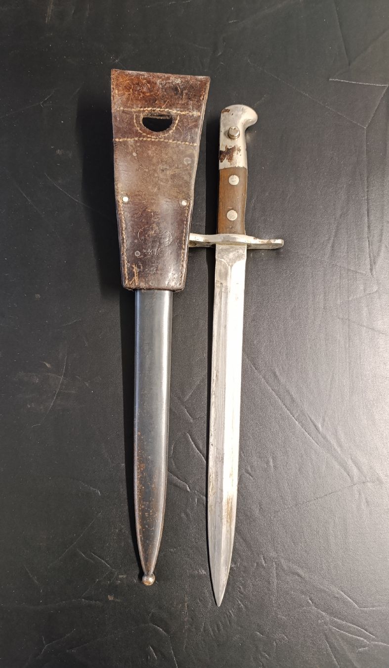 Schweizer Armee Armi bianche: Baïonnette – Usato da Avry-sur-Matran venduto da dav_nm5p 2