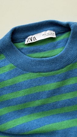 Gestreifter Zara-Pullover 1