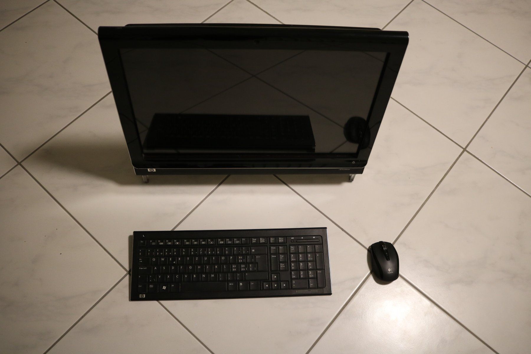 Hewlett Packard PC: HP IQ500 TouchSmart PC IQ522ch All in One Computer – Usato da Rickenbach b. Wil venduto da Byby7