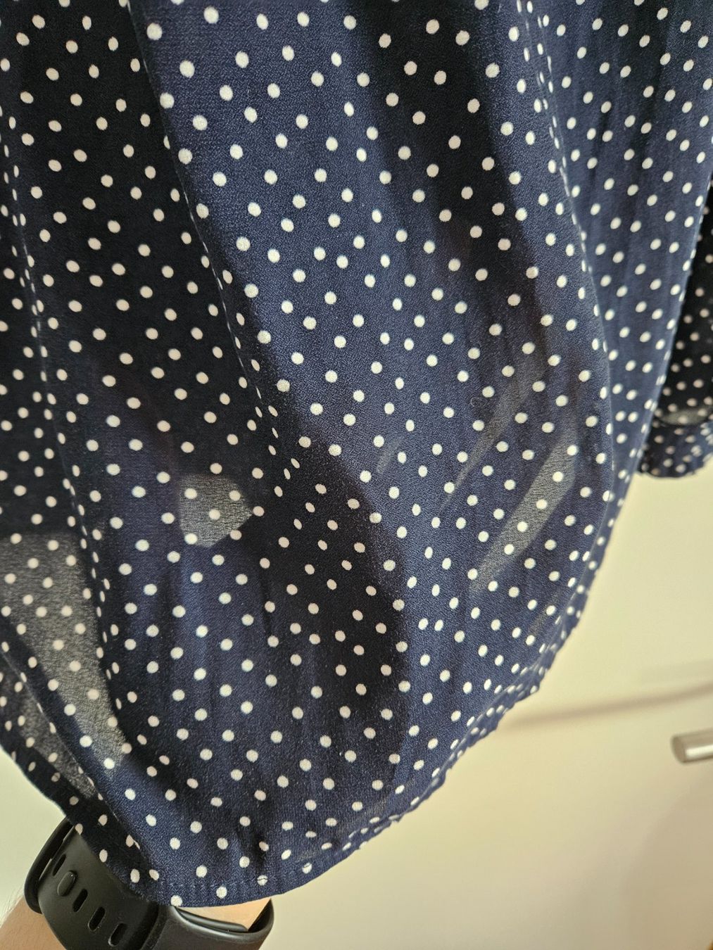 H&M Camicette: Blaue Bluse mit weissen Punkten Gr.36 – Usato da Schaffhausen venduto da sabrina915 6