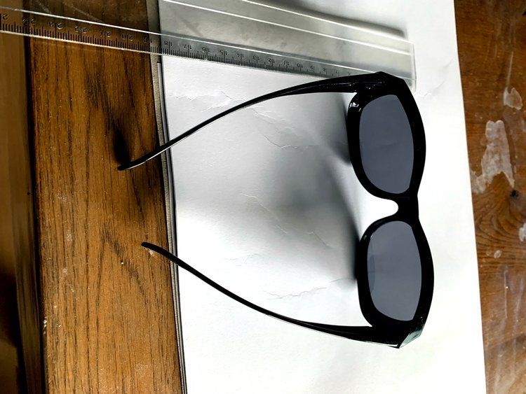Brillen & Gläser: Sonnenbrille Cerjo. Super Qualität – Gebraucht aus Emmen von newcar4you 4