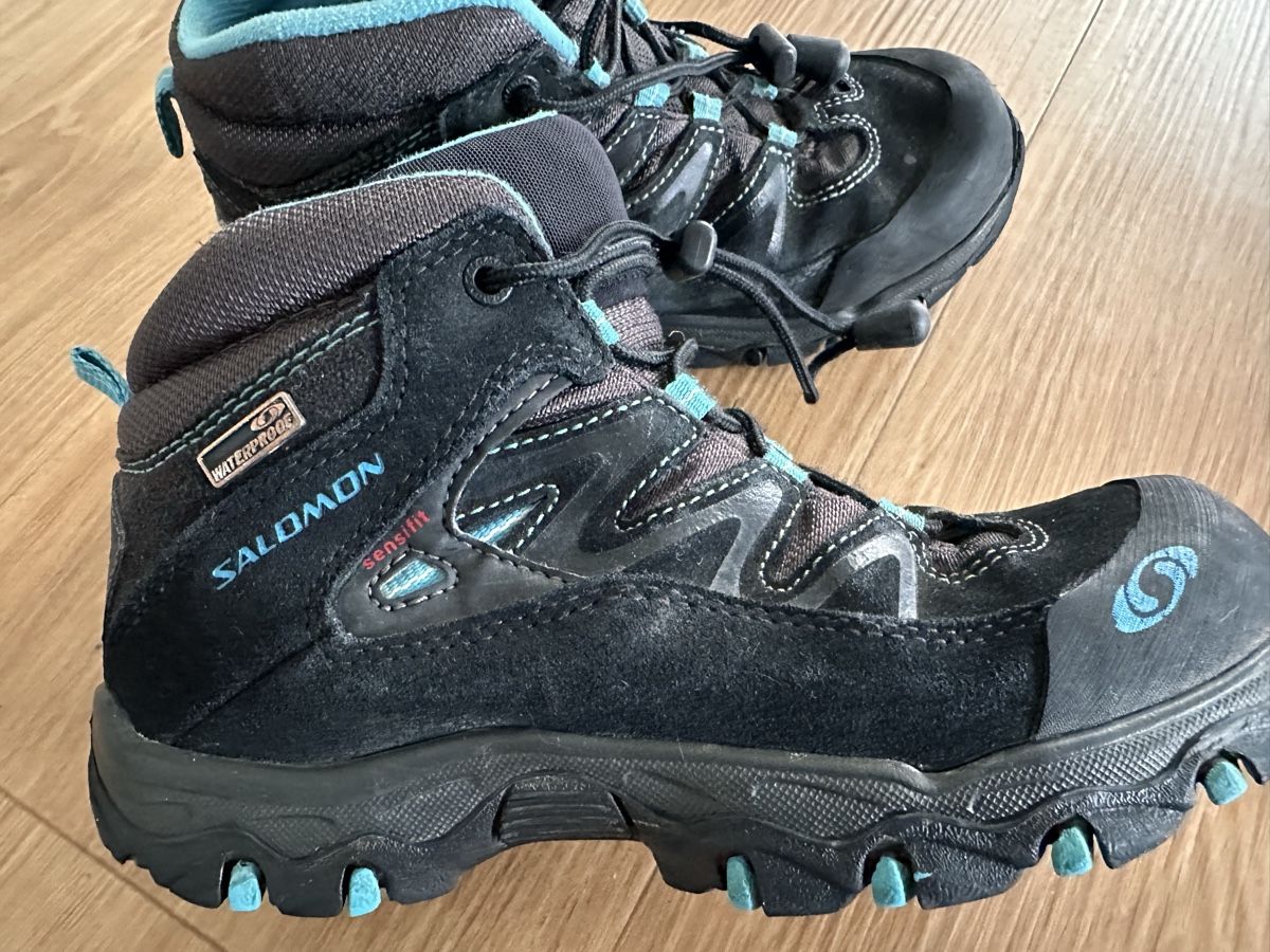 Salomon Schuhe für Jungen: Salomon Wanderschuhe Gr. 33 wasserdicht – Gebraucht aus Buchrain von eule2109 1