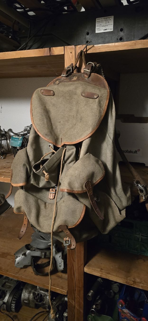 Zaini: Militär rucksack – Usato da Ibach venduto da Speedrace