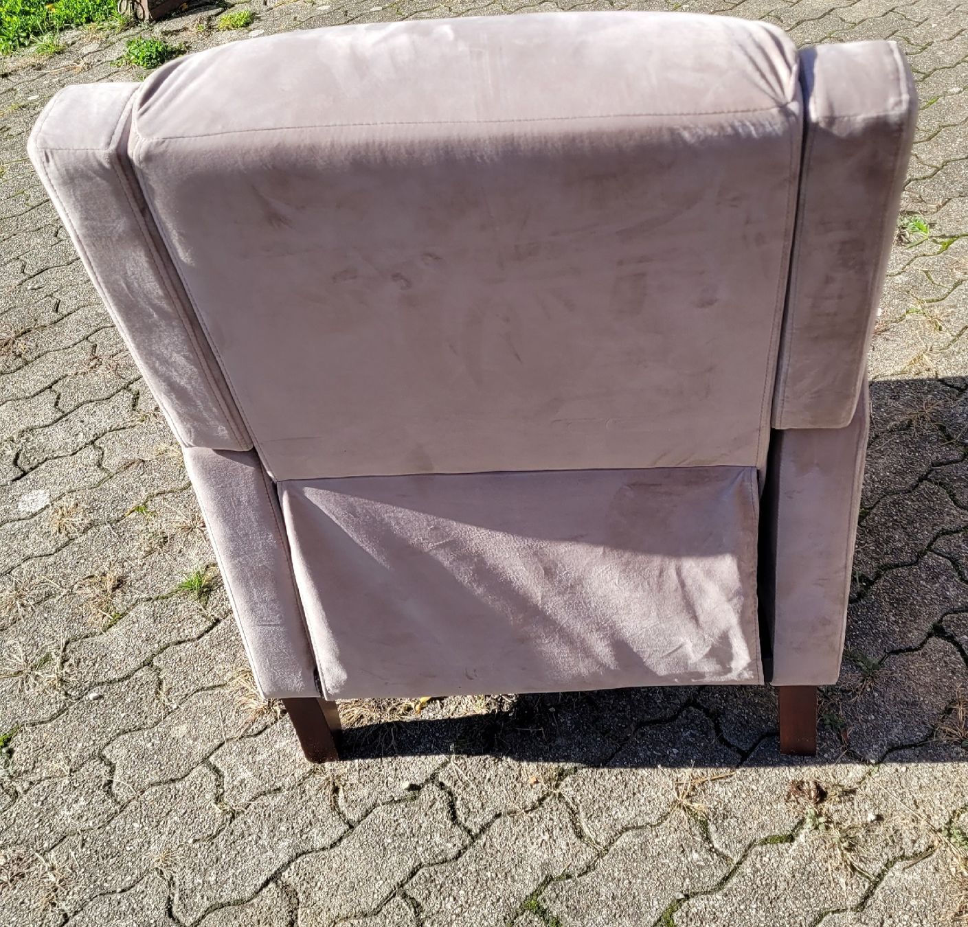 Sessel: Gemütlicher Relaxsessel, hellbeige, Top Zustand – Gebraucht aus Magden von Rdusty 4