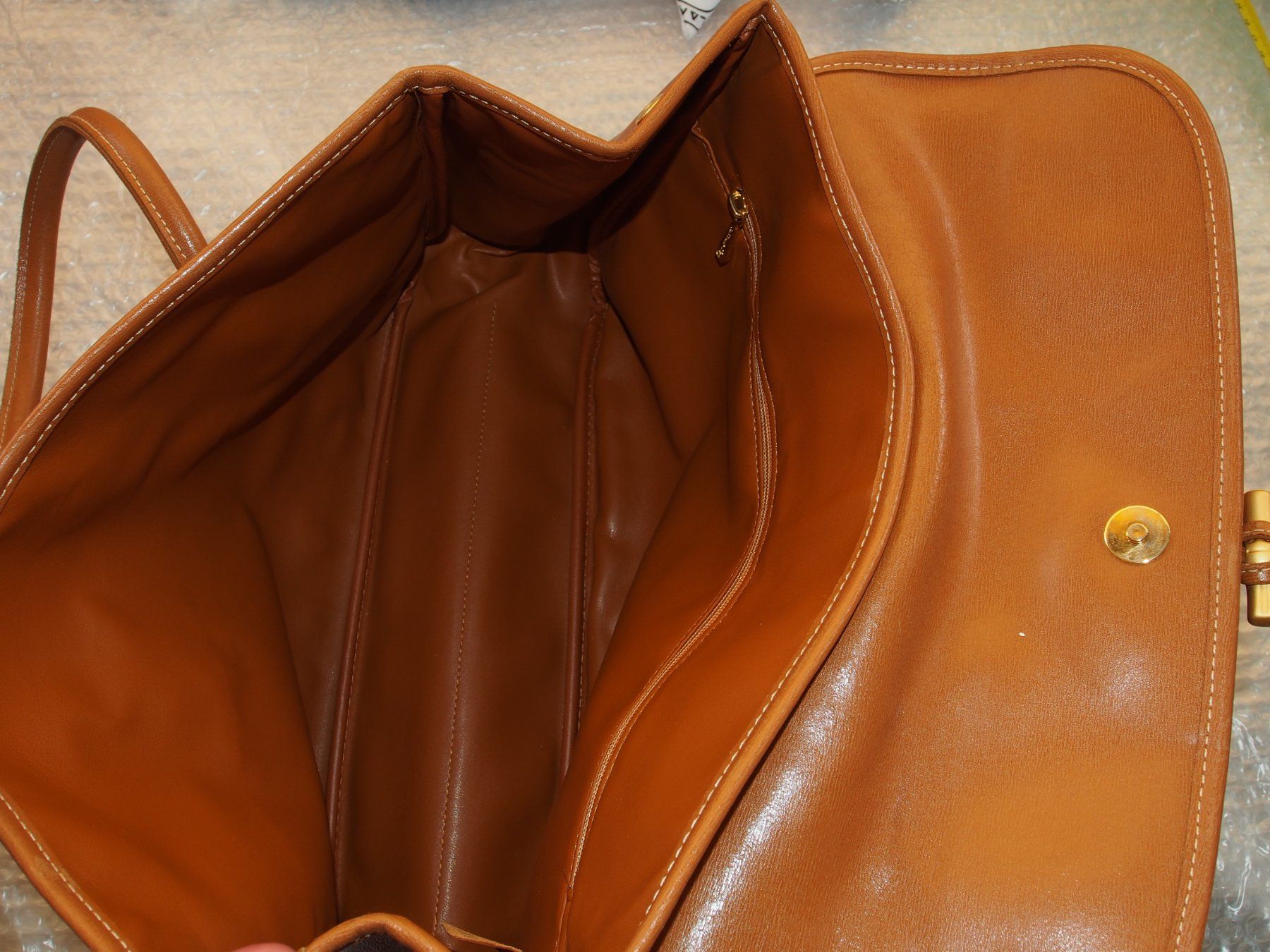 Longchamp Taschen für Damen: longchamp sac a main brun vintage 👀 – Gebraucht aus Ovronnaz von  9