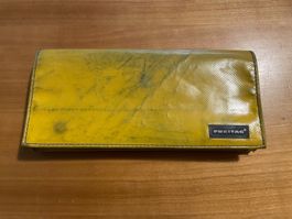 Portemonnaie Freitag gelb aus LKW-Plane gebraucht