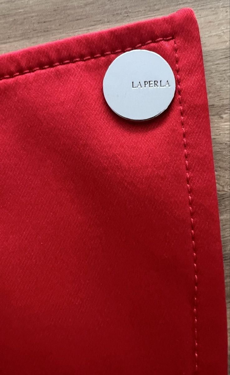 La Perla Mäntel: La Perla Trench-coat rouge,  Taille 38 -40 – Neu (gemäss Beschreibung) aus Forel FR von Papillon2020 2