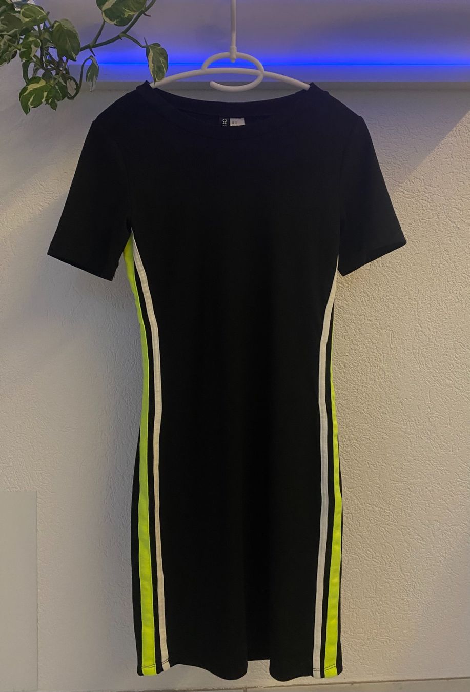 H&M Robes: Kleid – D'occasion à Münchenbuchsee par Yothu