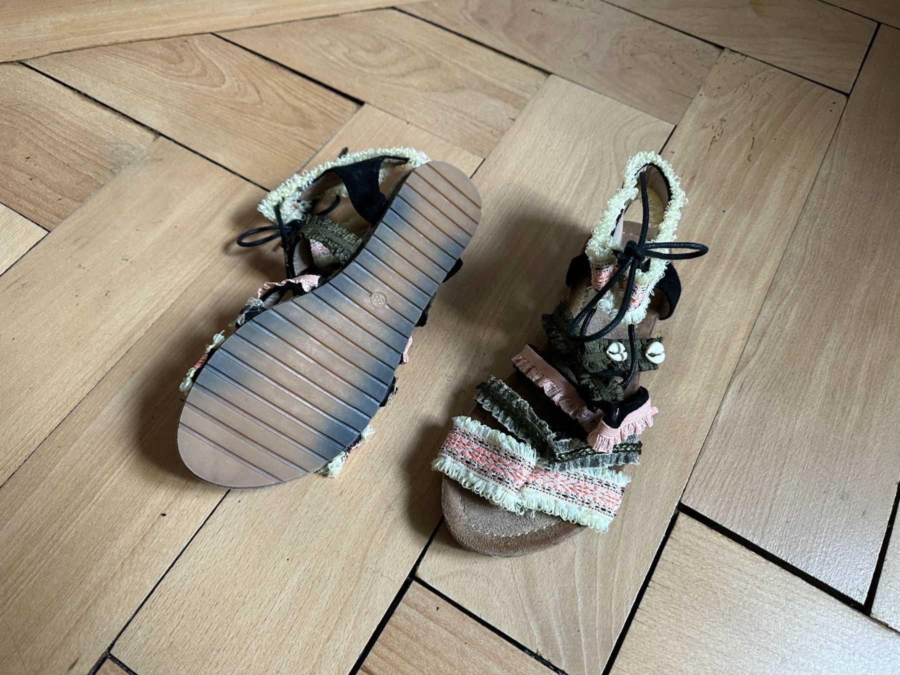 Scarpe da donna: BIANKA - Hippie Boho Sandale 38 – Usato da Zürich venduto da Diazaio 2