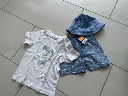 Kleiderpaket 86/92 originalverpackt mit Etikett