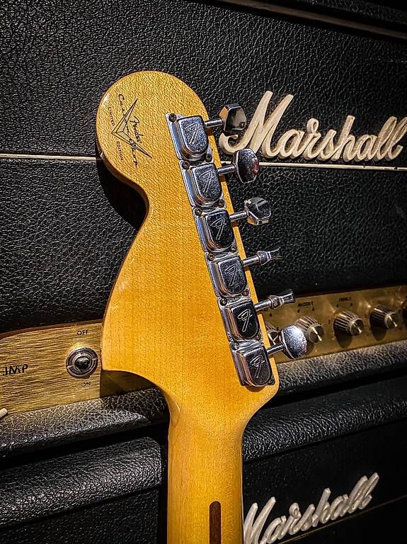 Fender Musikinstrumente: Fender Stratocaster custom shop 65 journey men 2019 – Gebraucht aus Montreux von Alligator-AMPS 6
