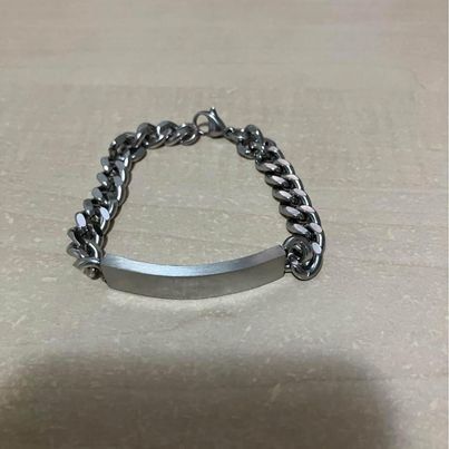 Armbänder & -reifen: Edelstahl Armband Helen Kirchhofer – Gebraucht aus Emmenbrücke von nne_hm9j 1