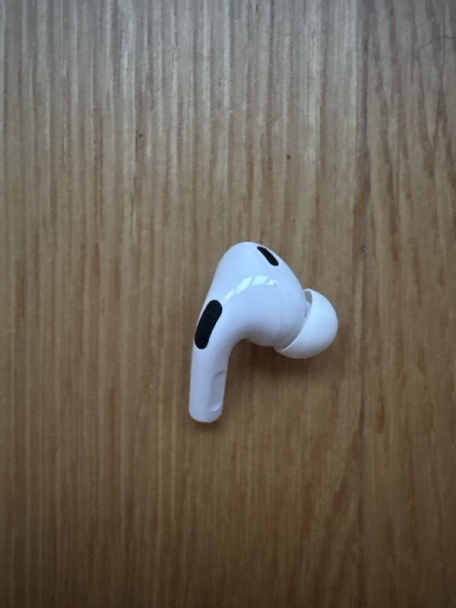 Apple Cuffie: Right AirPod Pro 3. Generation Apple Original  – Nuovo (secondo la descrizione) da Zürich venduto da kat_b8qs 2