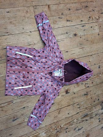 Neue Regenjacke 98/104