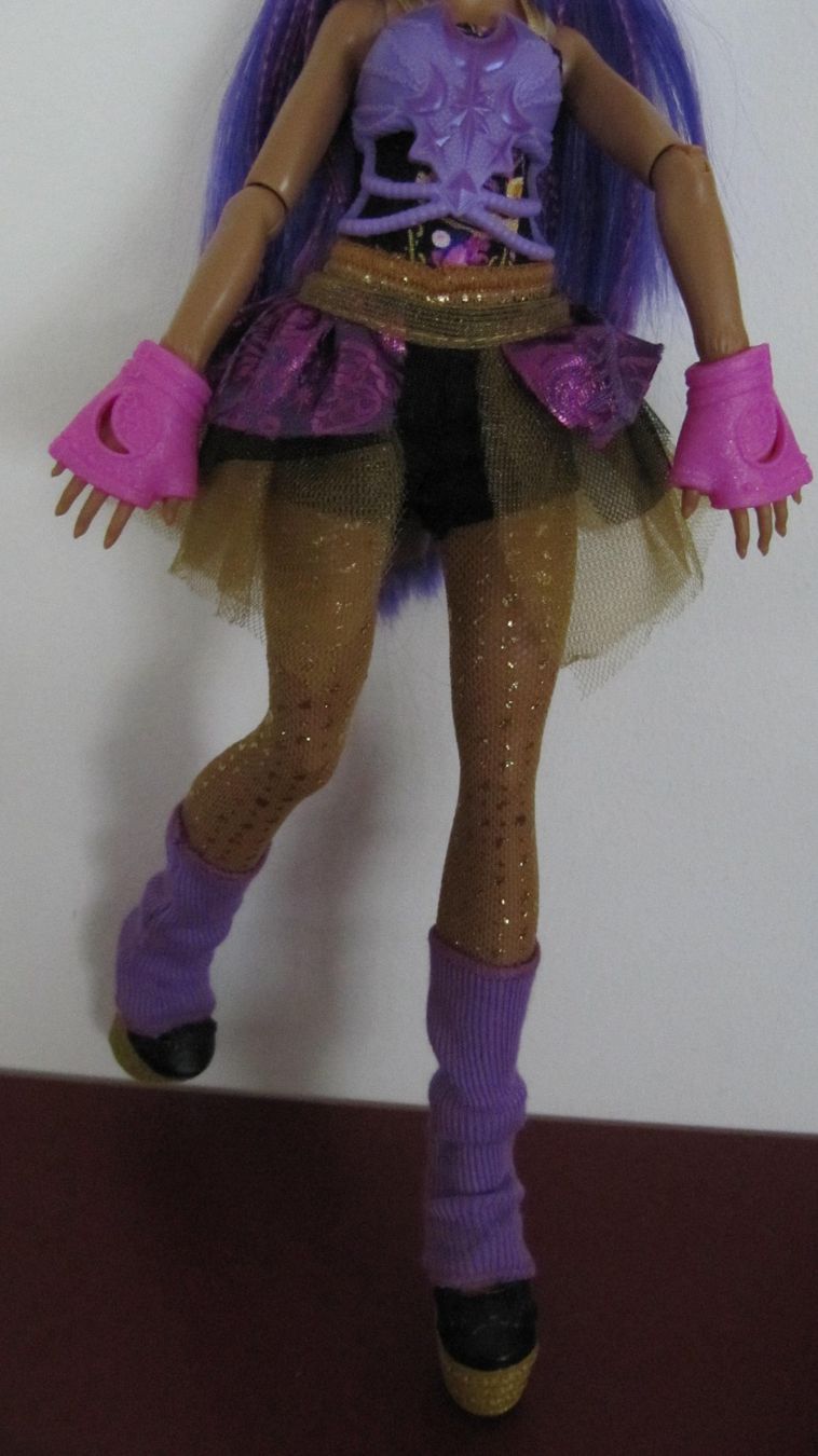 Bambole: Monster High Puppe Clawdeen Wolf – Usato da Brunnen venduto da Kiwiland1 3