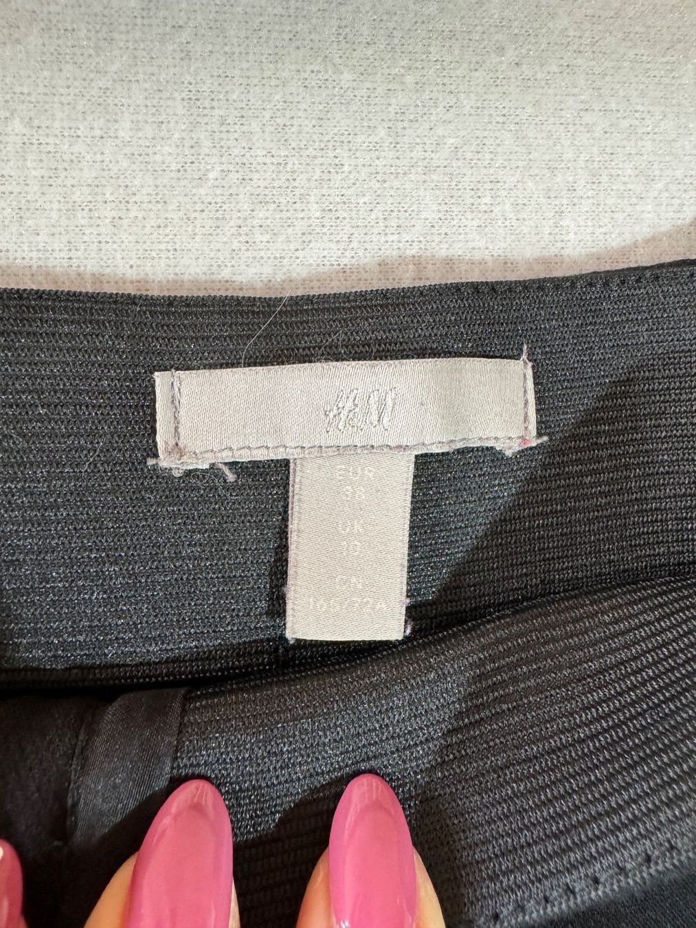 H&M Hosen: Schwarze Stoff Hose von H&M Gr. 38 – Gebraucht aus Grosswangen von second_hand_dress 2