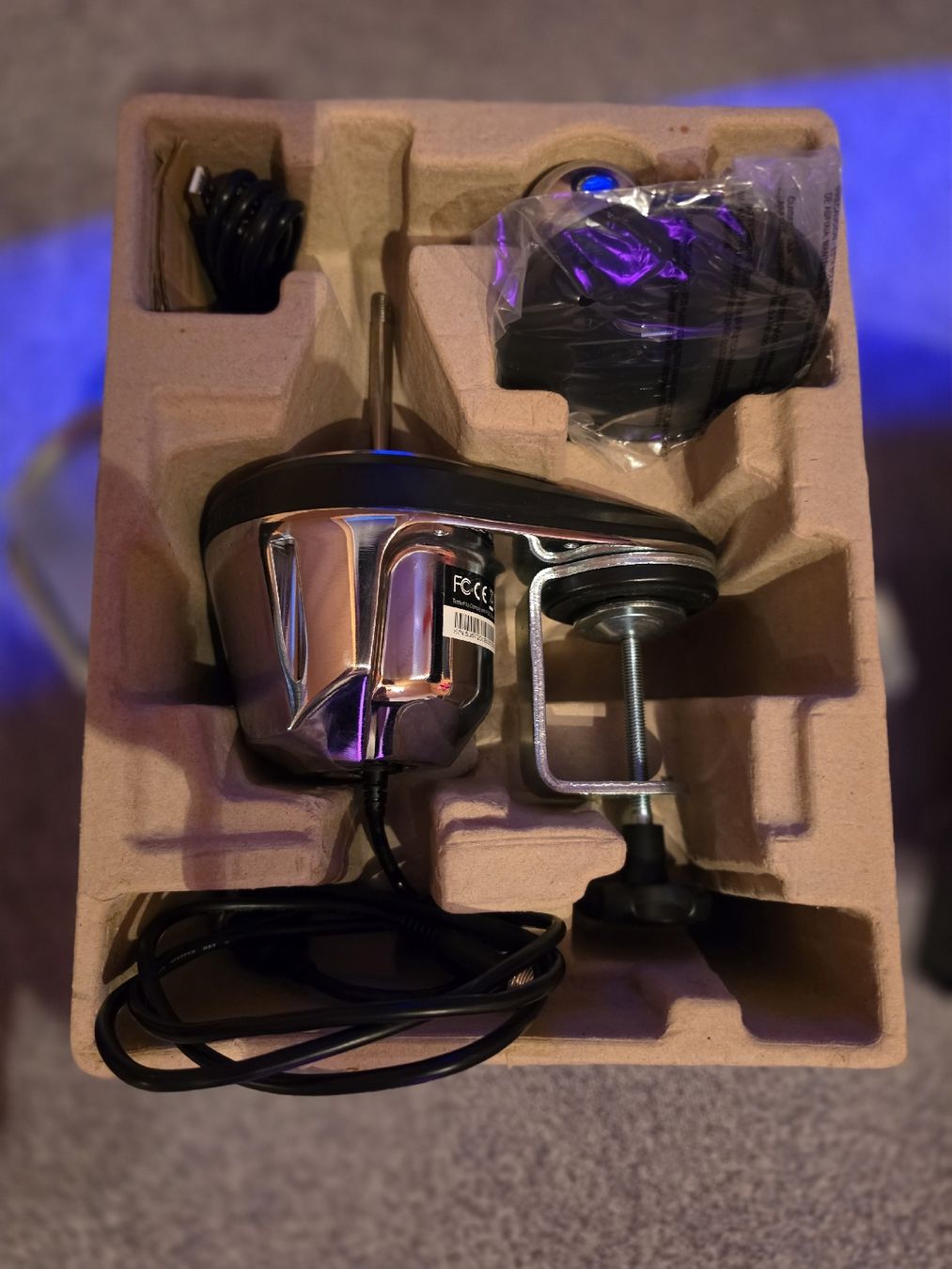 Controller: Thrustmaster TH8A Shifter - Top Zustand - wenig gebraucht! – Usato da Wasen im Emmental venduto da dom96 1