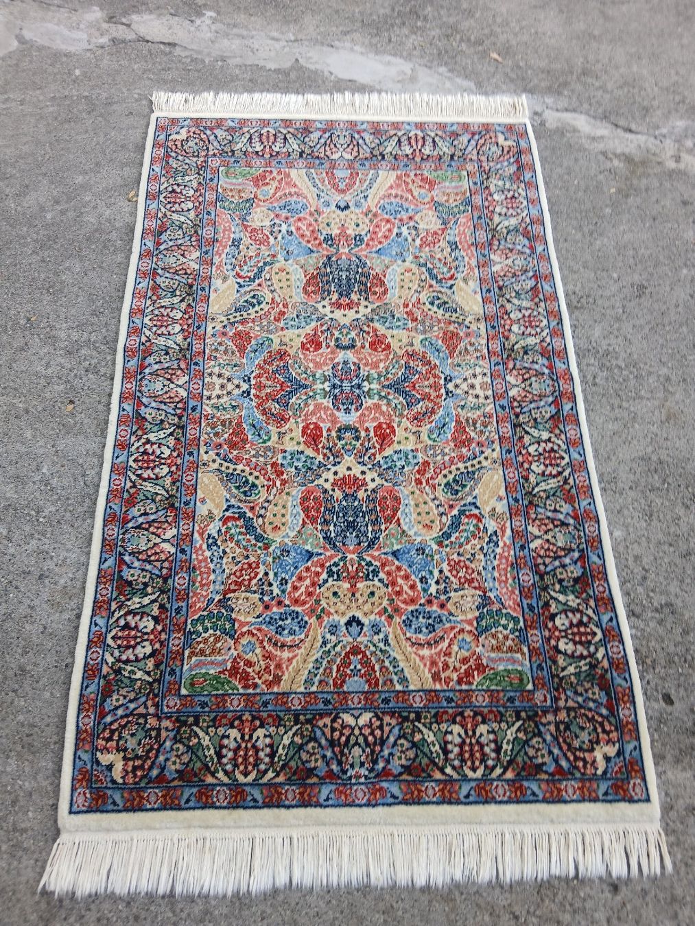 Tapis: Handgewebter Teppich Perserteppich – D'occasion à Münchenstein par Sozial_Labor_Brocki