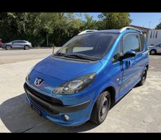 Peugeot 1007 Kleinwagen blau Automat gebrauchter Zustand