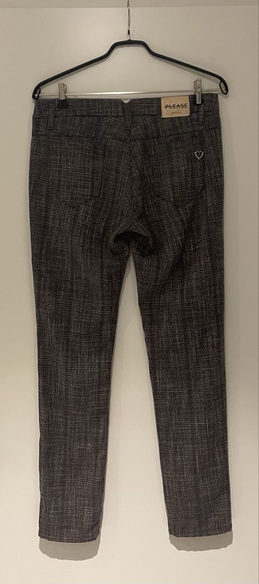 Hosen: Please Karo Hose – Gebraucht aus Chur von buc_6tcp 2