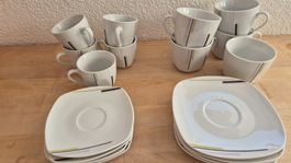 Kaffeeservice weiss mit Muster