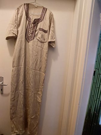 2 Robe tunique longue Tunisie et pyjama motif Star war XL 44