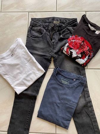 Vend lot habit enfant