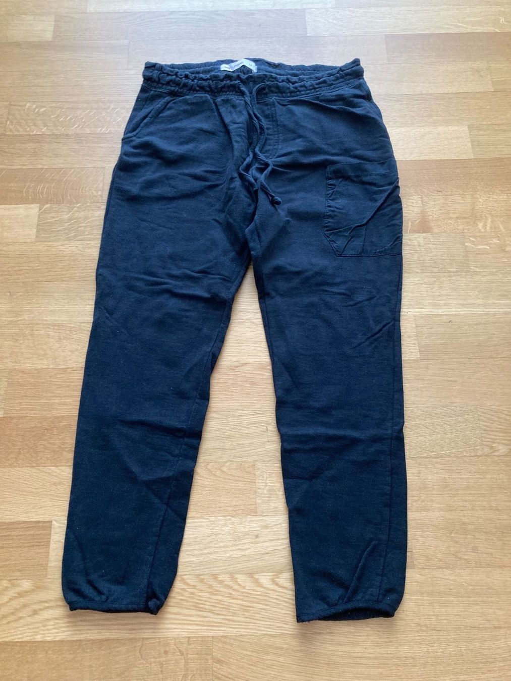 Urban Outfitters Pantalons: (C-E) tng Urban Hosen m – D'occasion à Jonen par Sevenb