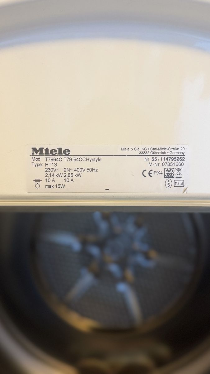 Miele Machines à sécher: Miele T7964C YoungStyle Condenser Dryer – D'occasion à Wädenswil par katdede 2