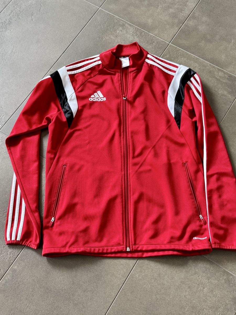 Adidas Jacken: Adidas Trainingsjacke rot  – Gebraucht aus Münsingen von Tanret