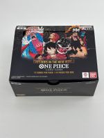 One Piece Kartenbox mit verschiedenen Karten