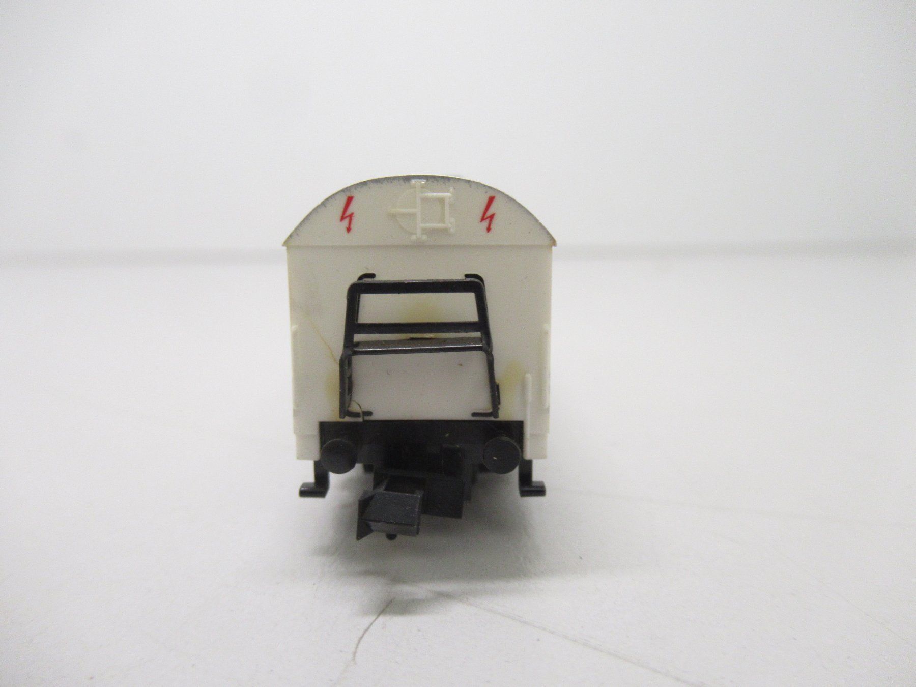 Trix Modellini di ferrovie: Minitrix 3227 ged. Güterwagen "Patrizier Bräu" DB Spur N – Usato da Basel venduto da mhmarken 3