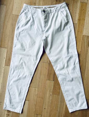 C&A Sommerhose Gr. 40 in weiss, Chino, leichte Baumwollhose